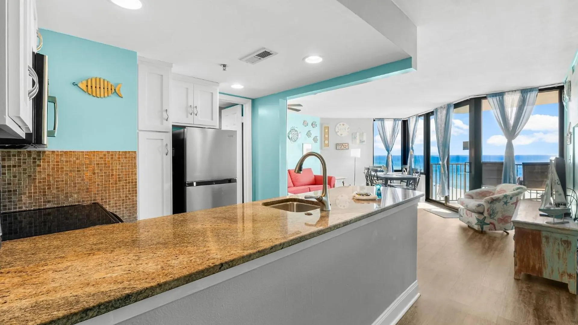 Апартаменты Sunbird Resort! Stunning Beach And Ocean Views! By Dolce Vita Getaways Pcb Панама-Сити США